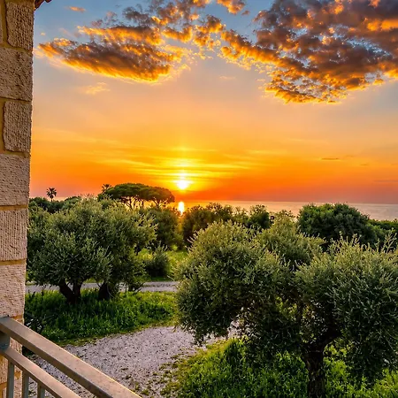 Olive Coast House 3 100m From The Sea كيوبارِسِيا